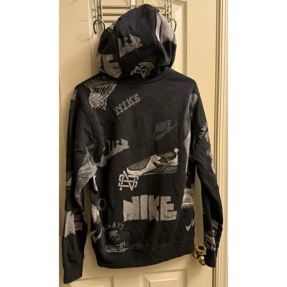 Nike Mens Hoodie Small Bold School‎ Sportswear Club Fleece Casual Black